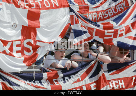 England v Soviet Union 1-3 1988 European Championships, Hanover Germany Group Match B. England fans. 18th June 1988 Stock Photo