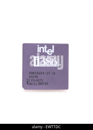 Intel 386 / i386  CPU A80386DX-25 Gold Ceramic 1985 Stock Photo