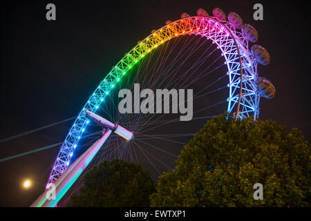 London Eye lit in rainbow for Pride in London 2015 Stock Photo