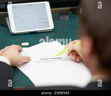 Marking words in a cloud computing definition Stock Photo
