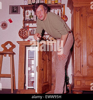 Der deutsche Schauspieler Heinz Baumann, Deutschland 1970er Jahre. German actor Heinz Baumann, Germany 1970s. 6x6Dia68 Stock Photo