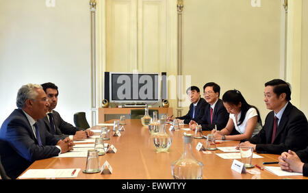 Lisbon, Portugal. 1st July, 2015. Senior official of the Communist Party of China Liu Qibao (1st R) meets with Portuguese Socialist Party General Secretary Antonio Costa (1st L) in Lisbon, Portugal, July 1, 2015. © Zhang Liyun/Xinhua/Alamy Live News Stock Photo