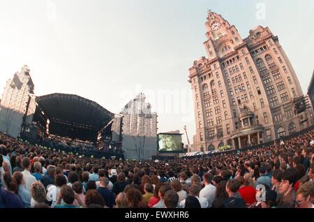 John Lennon Memorial Concert held at Pier Head, Liverpool. 5th May 1990. Stock Photo