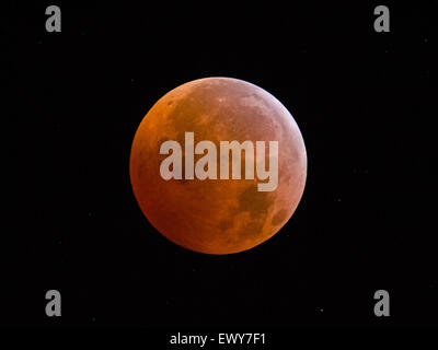 Total Lunar Eclipse December 21, 2010 from New Jersey, USA Stock Photo