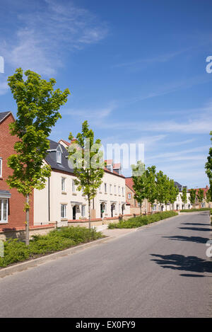 Modern housing development, Kingsmere, Bicester, Oxfordshire, England Stock Photo