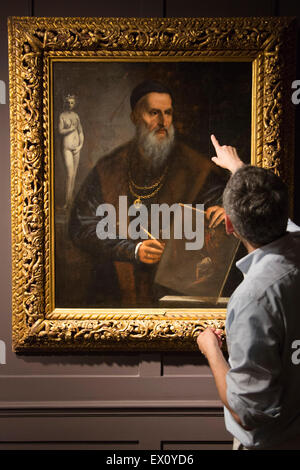 Agnew's Gallery - Portraiture through the Ages. Painting by Titian. London Art Week 2015 celebrates the exceptional riches and unparalleled expertise available within the galleries of Mayfair and St. James’s. Over 40 leading art galleries and three auction houses, including a selection of international galleries, will showcase an impressive array of paintings, drawings, sculpture, and works of art, from antiquity to the 20th century from 3 to 10 July 2015. Stock Photo