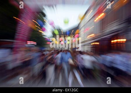 Wimbledon, London, UK. 3rd July, 2015.  As the day's play draws to a close Wimbledon is filled with people leaving the championships looking for entertainment. Credit:  mainpicture/Alamy Live News Stock Photo