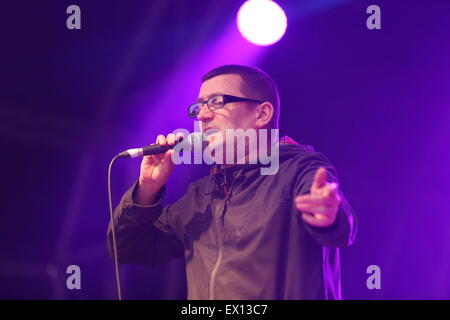 Manchester, UK. 3rd July, 2015. Paul Heaton and Jacqui Abbott perform live at the Summer In The City event at Castlefield Bowl. © Alamy Live News/ © Simon Newbury/Alamy Live News Credit:  Simon Newbury/Alamy Live News Stock Photo