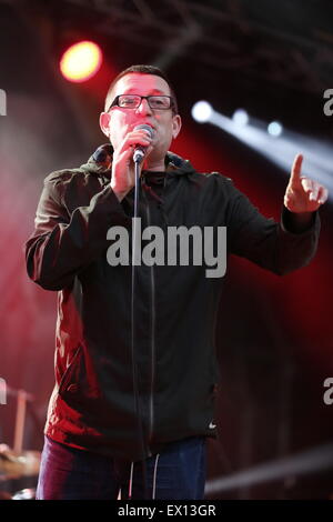 Manchester, UK. 3rd July, 2015. Paul Heaton and Jacqui Abbott perform live at the Summer In The City event at Castlefield Bowl. © Alamy Live News/ © Simon Newbury/Alamy Live News Credit:  Simon Newbury/Alamy Live News Stock Photo