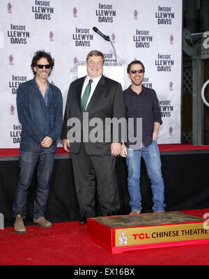 John Goodman, Ethan and Joel Coen at the John Goodman Handprint and Footprint Ceremony held at the TCL Chinese Theatre. Stock Photo