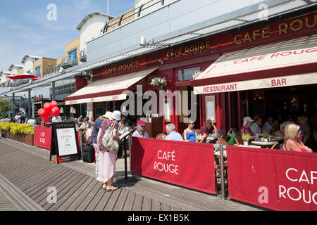 Brighton, UK,3rd July 2015, Diners dine alfresco as the Hot weather continues in Brighton after the hottest July day on recor Credit: Keith Larby/Alamy Live News Stock Photo