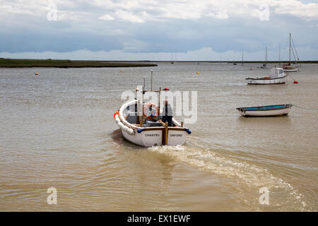 Boats on the River Ore at Orford, Suffolk, England, UK Stock Photo