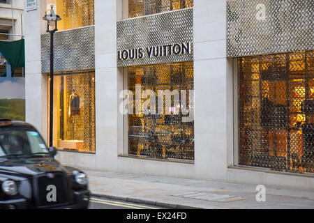 Louis Vuitton store in London Stock Photo