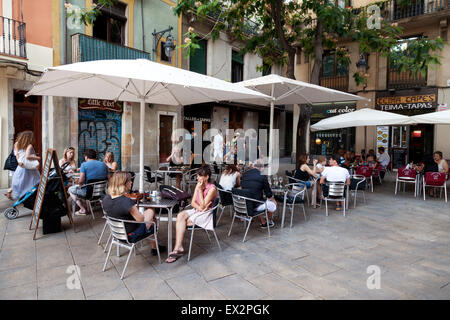 People eating at a tapas bar cafe, Placa de Sant Josep Oriol, Barri Gotic ( Gothic Quarter ), Barcelona Spain Europe Stock Photo