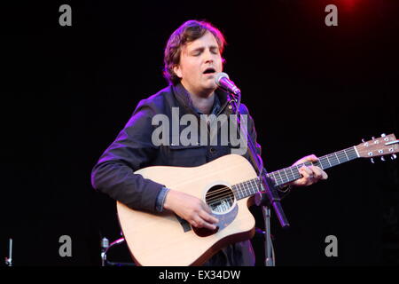 Delamere, UK. 5th July, 2015. Former Starsailor frontman James Walsh performs live at Delamere Forest supporting James. Stock Photo