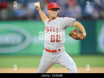 Los Angeles Angels pitcher Trevor Bell throws against the Toronto Blue Jays  during second-inning AL baseball game action in Toronto on Sunday, Aug. 23,  2009. (AP Photo/The Canadian Press,Darren Calabrese Stock Photo 