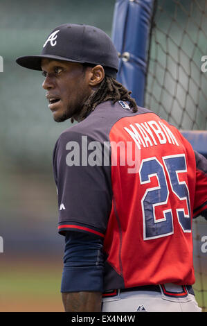 Milwaukee, WI, USA. 7th July, 2015. Atlanta Braves center fielder Cameron Maybin #25 takes batting practice prior to start of the Major League Baseball game between the Milwaukee Brewers and the Atlanta Braves at Miller Park in Milwaukee, WI. John Fisher/CSM/Alamy Live News Stock Photo