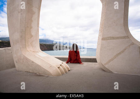 ESP, Spain, the Canary Islands, island of La Palma, sculpture at the breakwater wall at the port of Puerto de Tazacorte.  ESP, S Stock Photo