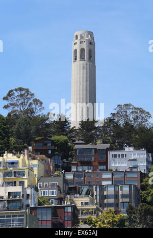 Properties on Telegraph Hill below the Coit Tower in San Francisco Stock Photo