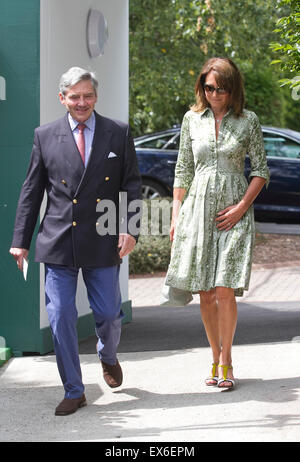 Wimbledon, London, UK. 08th July, 2015. Michael and Carole Middleton arrive at the AELTC on day 9 of the 2015 Wimbledon Tennis championships Credit:  amer ghazzal/Alamy Live News Stock Photo