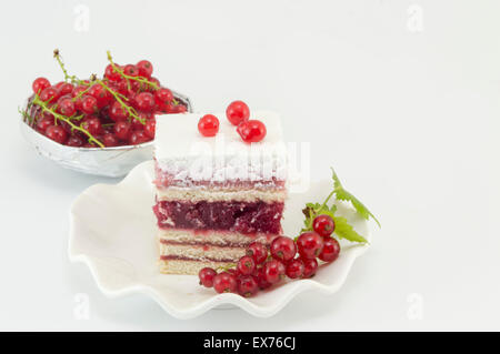 Red Currant Cake | Johannisbeer Streuselkuchen • Red Currant Bakery