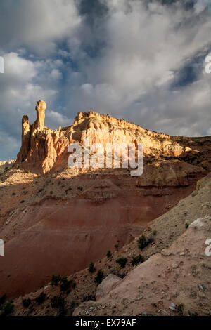 chimney rock rocks ghost ranch Abiquiu Stock Photo - Alamy