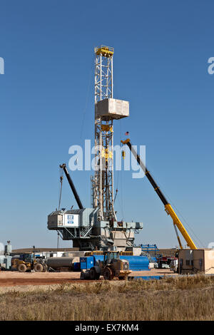 H & P 524 Flex Drill Rig at drilling location. Stock Photo