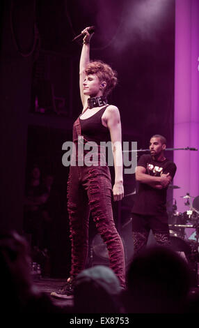 MOSCOW, RUSSIA - 29 JANUARY, 2015 : Kiesza singing at HP Music event at Yotaspace nightclub Stock Photo