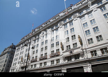 London, UK. 9th July, 2015. Blue skies over strand Palace Hotel in London. Credit:  Keith Larby/Alamy Live News Stock Photo