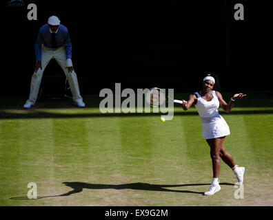 Wimbledon, UK. 09th July, 2015. The Wimbledon Tennis Championships. Ladies Singles semi-final match between top seed Serena Williams (USA) and fourth seed Maria Sharapova (RUS). Serena Williams in action Credit:  Action Plus Sports/Alamy Live News Stock Photo