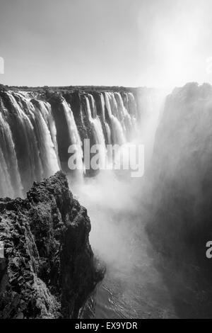 Africa, Zimbabwe, Victoria Falls National Park, Zambezi River as it flows over Victoria Falls Stock Photo