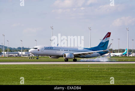 Luxair Boeing 737-8C9, registration number LX-LBA, landing at Munich Airport, Munich, Upper Bavaria, Bavaria, Germany Stock Photo