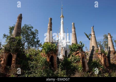 Pagoda Forest, stupas, near Indein on Inle Lake, Shan State, Myanmar Stock Photo