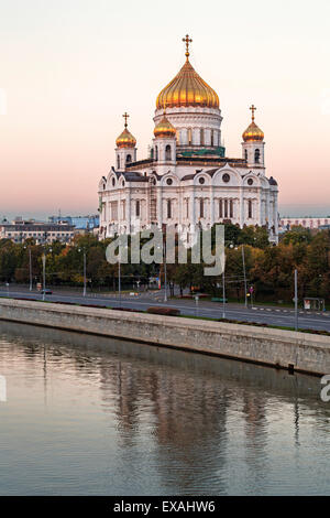 Cathedral of Christ the Saviour and Moskva River, Moscow, Russia, Europe Stock Photo