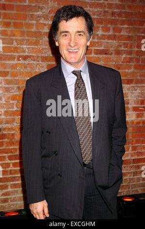 File. 11th July, 2015. Wales native, ROGER REES, (May 5, 1944 - July 10, 2015) a Tony-winning theater star also widely known for his TV roles, including in 'The West Wing' and 'Cheers, ' has died at 71. Pictured: Nov. 13, 2006 - New York, New York, U.S. - Roger Rees - Williamstown Theatre Gala saluting T. Stoppard. © John Krondes/Globe Photos/ZUMAPRESS.com/Alamy Live News Stock Photo