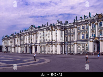 St. Petersburg, Russia. 11th June, 1998. The famed Winter Palace in St. Petersburg was the official residence of Russian monarchs from 1732 to 1917. The 1917 storming of the palace became an iconic symbol of the Russian Revolution. Today, the restored palace is part of the complex housing the Hermitage Museum. It faces the Palace Square and is one of the most popular international tourist destinations. © Arnold Drapkin/ZUMA Wire/Alamy Live News Stock Photo