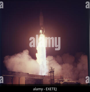 Atlas 86D Details Atlas 86D Launch Stock Photo - Alamy