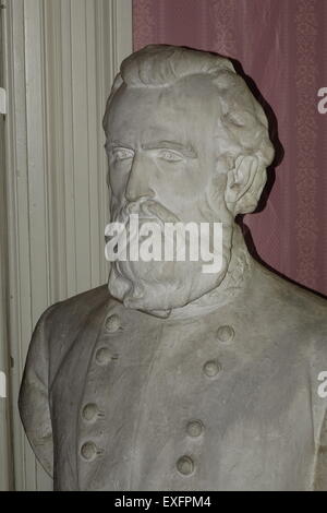 bust of Thomas Jonathan 'Stonewall' Jackson at the Stonewall Jackson's Headquarters Museum in Winchester, Virginia Stock Photo