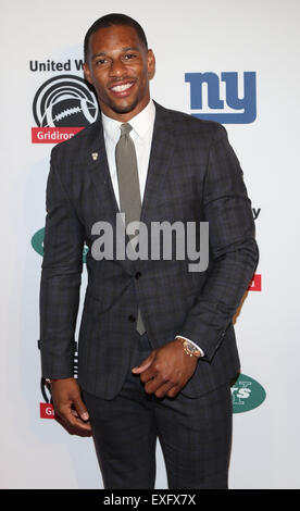 22nd Annual Gridiron Gala Presented by United Way of New York City, the New York Giants and the New York Jets Held at New York Hilton Midtown  Featuring: Victor Cruz Where: New York, New York, United States When: 12 May 2015 Stock Photo