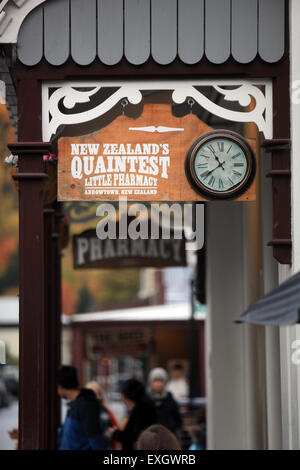 sign for the Quaintest Little Pharmacy in Arrowtown, New Zealand Stock Photo