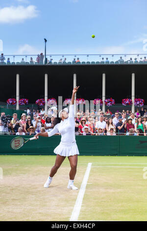 Serena Williams warms up her serve on Court No. 5 during the Wimbledon Championships 2015 Stock Photo