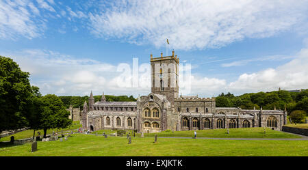 Exterior view of St Davids Cathedral, St Davids, Pembrokeshire Stock Photo