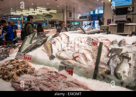 Sydney Fish Market, Stalls, Sydney, Australia Stock Photo