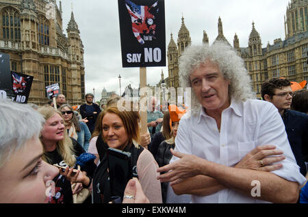14th July 2015. Brian May   at a rally to protest against proposed changes to the Hunting Act, Stock Photo