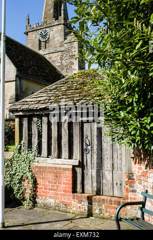 Old village lockup or blind house in Bromham Wiltshire UK Stock Photo