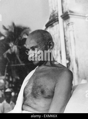 Mahatma Gandhi at a prayer meeting in Mumbai ; September 1944 NO MR Stock Photo