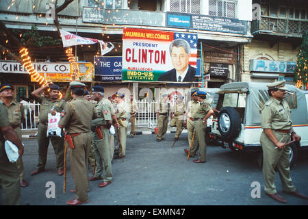 Mumbai police on security duty for Bill Clinton visit to mumbai india Indian policemen Stock Photo