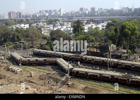 Mumbai Suburban Railway, Mumbai Local Train, derailed, accident, CST Titwala local train, between Kurla station and Vidyavihar station, Bombay, Mumbai, Maharashtra, India, Asia Stock Photo