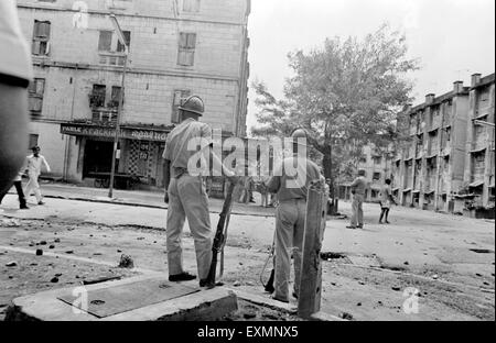 police control riots mumbai Maharashtra India Stock Photo