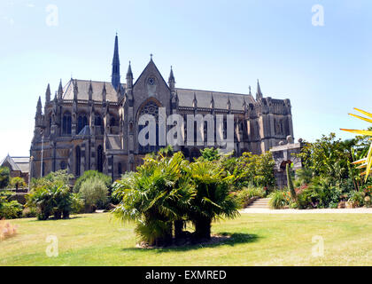 The Fitzalan Chapel andParish Church at Arundel Castle Arundel Castle, West Sussex was founded at the end of the 11th Century an Stock Photo